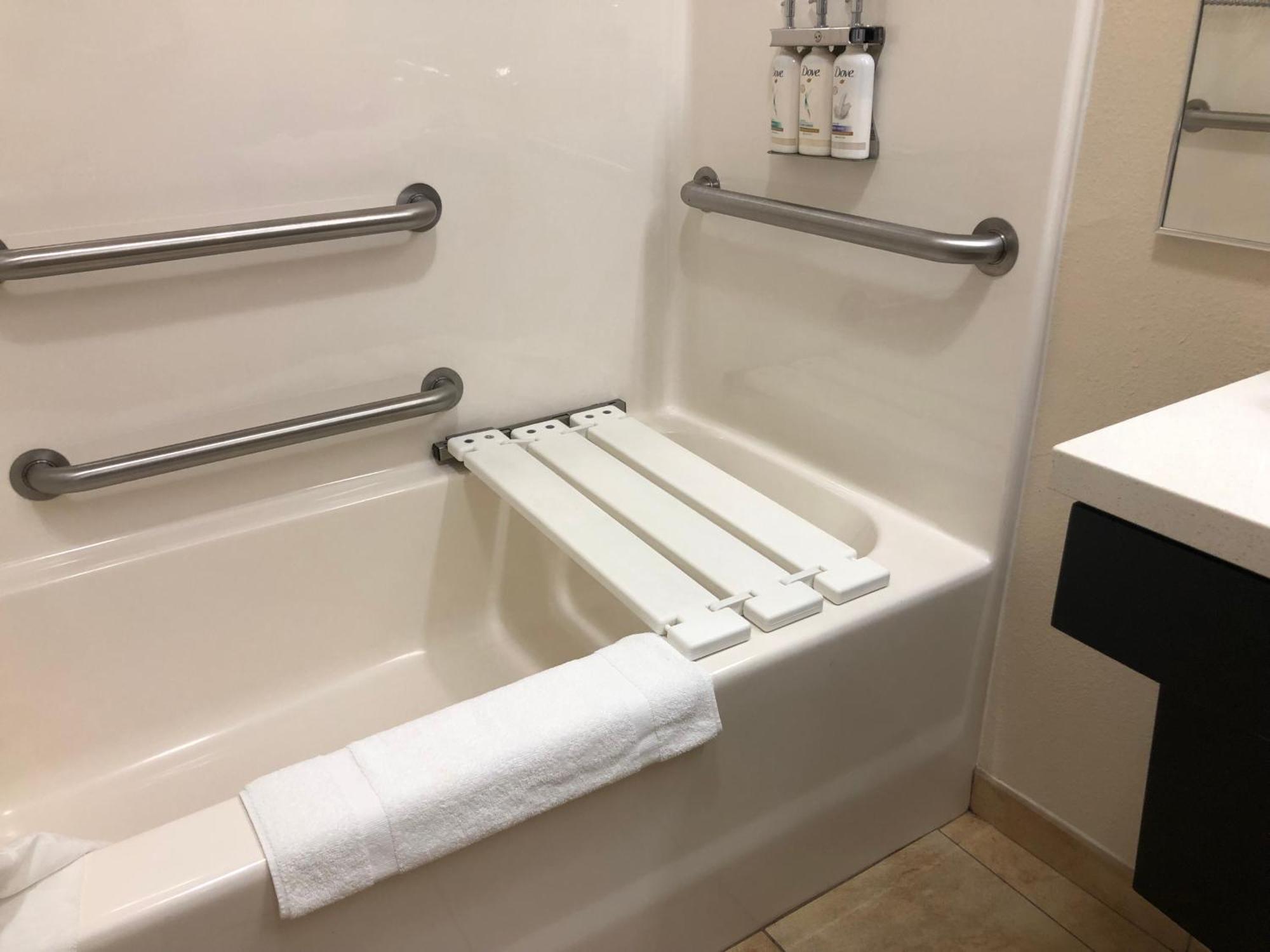 Candlewood Suites Fort Wayne - Nw By Ihg Exterior photo