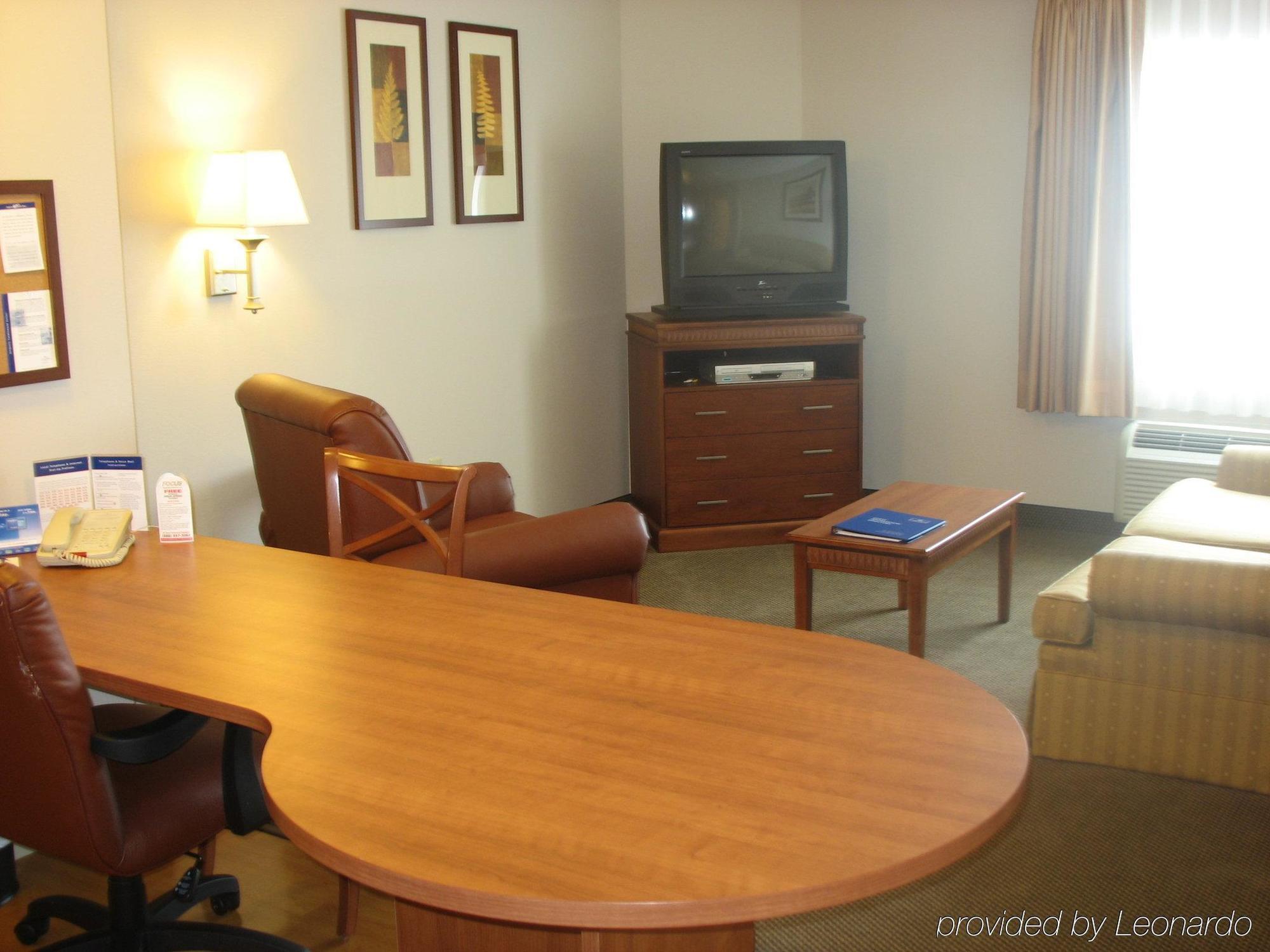 Candlewood Suites Fort Wayne - Nw By Ihg Room photo