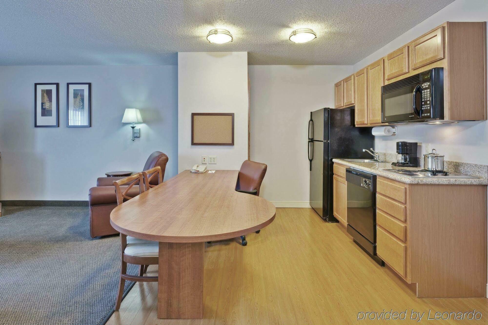 Candlewood Suites Fort Wayne - Nw By Ihg Room photo